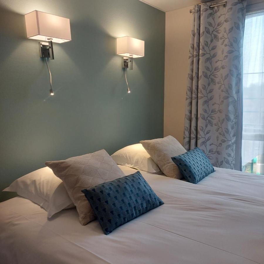 Logis Hotel Restaurant Le Relais De L'Abbaye Saint-Evroult-Notre-Dame-du-Bois Екстериор снимка