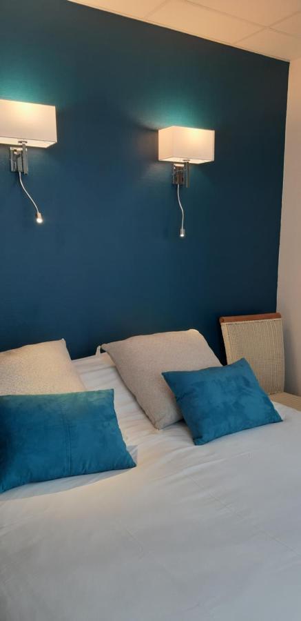 Logis Hotel Restaurant Le Relais De L'Abbaye Saint-Evroult-Notre-Dame-du-Bois Екстериор снимка
